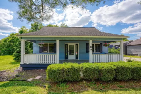 107 Dickason St, Jackson, OH 45640 photo 3