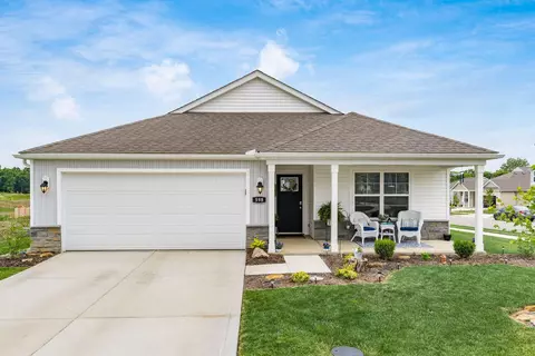 598 Faulkner Dr, Lithopolis, OH 43136