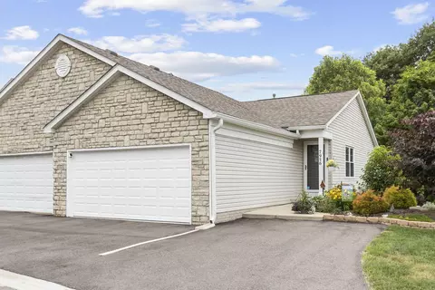 7956 Overmont Ridge Dr, Blacklick, OH 43004