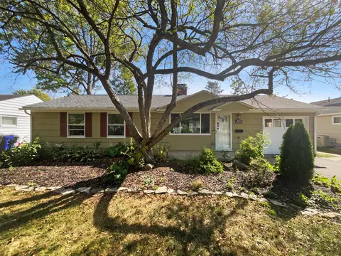 1945 Kentwell Rd, Columbus, OH 43221