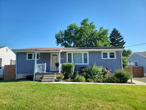1703 Beacon St, Lancaster, OH 43130