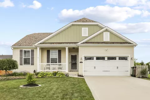 183 Red Oak Ct, Commercial Point, OH 43116