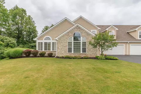 5246 Bridwell Ln #10, Westerville, OH 43081