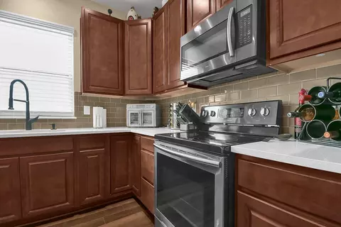 8653 Melton Fields Dr, Blacklick, OH 43004 photo 10