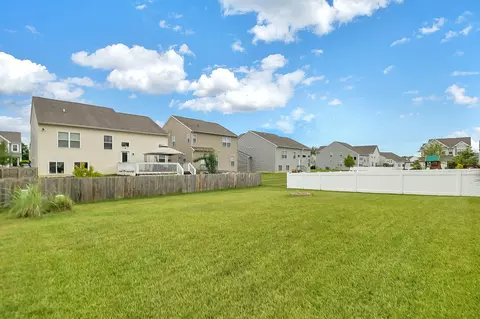 8653 Melton Fields Dr, Blacklick, OH 43004 photo 34
