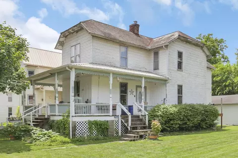 49 Franklin St, Roseville, OH 43777