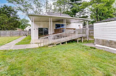 Exterior - 932 Ruby Ave, Columbus, OH 43227 photo 8 of 8