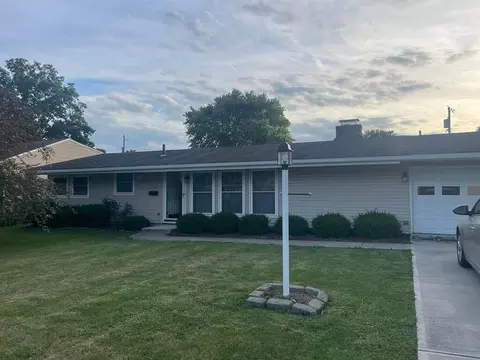 653 Karen Pkwy, Newark, OH 43055