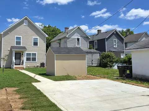 493 E Markison Ave, Columbus, OH 43207 photo 3