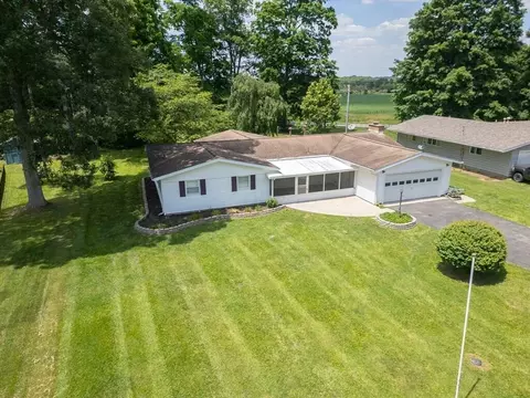 1361 Hanover Ct, Circleville, OH 43113 photo 10
