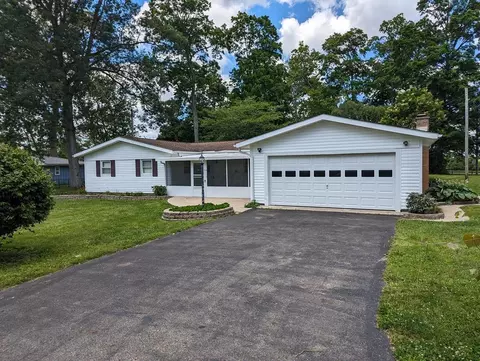 1361 Hanover Ct, Circleville, OH 43113 photo 4