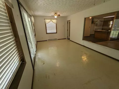 1361 Hanover Ct, Circleville, OH 43113 photo 17