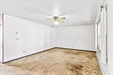 Living - 843 S Main St, De Graff, OH 43318 photo 2 of 3