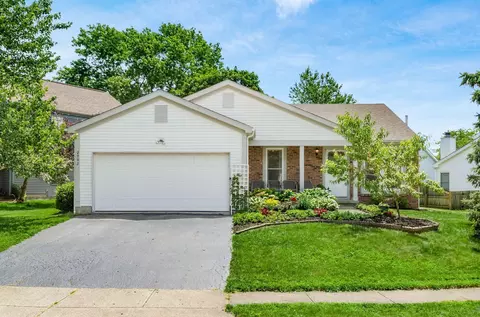 2992 Stone Mountain Dr, Pickerington, OH 43147