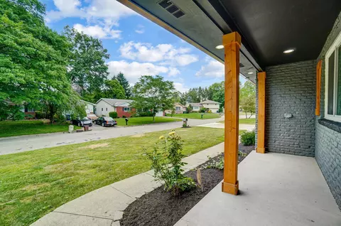Exterior - 1380 Devonhurst Dr, Columbus, OH 43232 photo 7 of 24