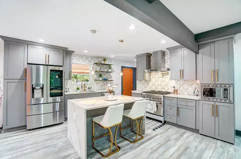 Kitchen - 1380 Devonhurst Dr, Columbus, OH 43232 photo 1 of 8