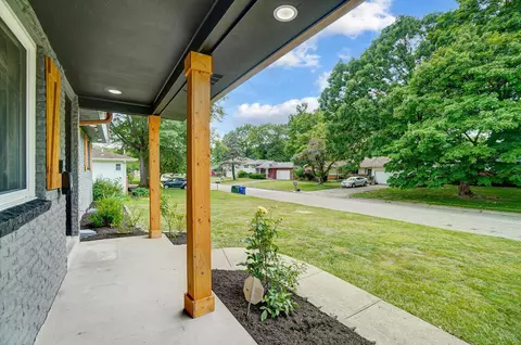 Exterior - 1380 Devonhurst Dr, Columbus, OH 43232 photo 6 of 24