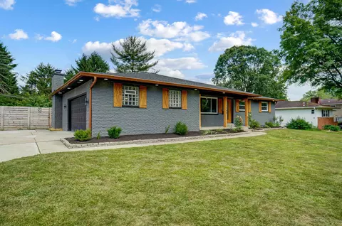 Exterior - 1380 Devonhurst Dr, Columbus, OH 43232 photo 4 of 24