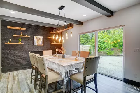 Dining - 1380 Devonhurst Dr, Columbus, OH 43232 photo 1 of 3