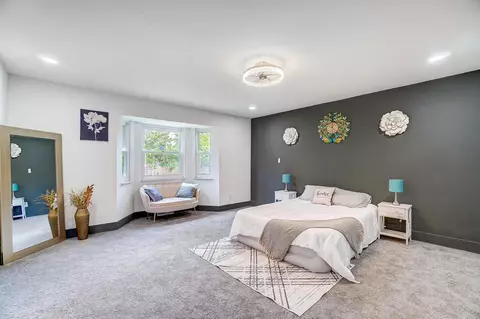 Bedroom - 1380 Devonhurst Dr, Columbus, OH 43232 photo 1 of 17