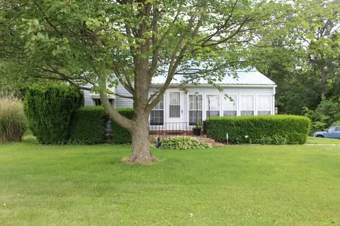 2205 Selma Rd, Springfield, OH 45505