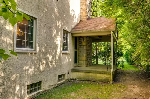 Exterior - 2832 E Broad St, Columbus, OH 43209 photo 9 of 11