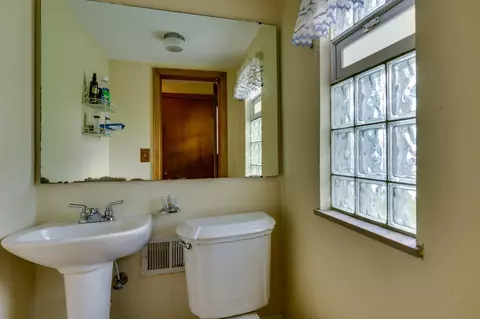 Bath - 2832 E Broad St, Columbus, OH 43209 photo 1 of 3