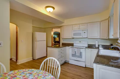 Kitchen - 2832 E Broad St, Columbus, OH 43209 photo 4 of 4