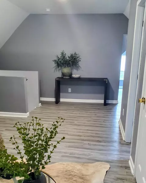 141 E 8th Ave, Columbus, OH 43201 photo 36