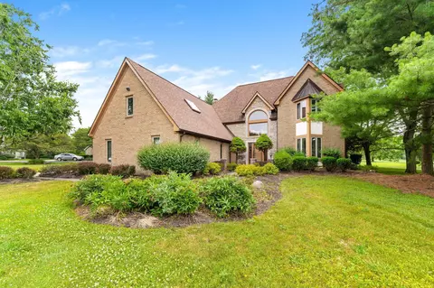 6213 Windbrook Dr, Blacklick, OH 43004