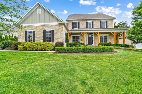 4574 Hull Farm Ln, Columbus, OH 43220