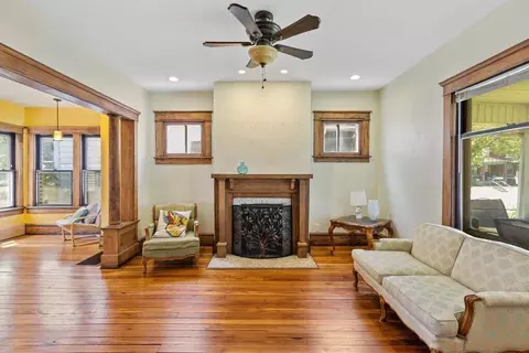 2480 N 4th St, Columbus, OH 43202