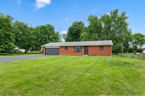 7610 Groveport Rd, Groveport, OH 43125