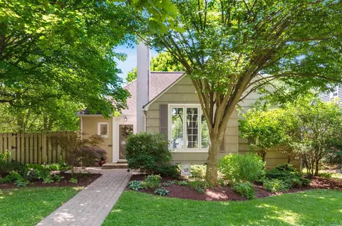 453 Fallis Rd, Columbus, OH 43214 photo 3