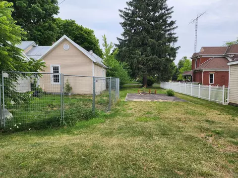 207 S Gormley St, Forest, OH 45843 photo 6