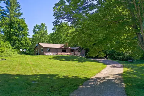 23350 Oh-180, Rockbridge, OH 43149