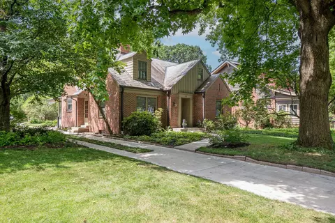 323 Clinton Heights Ave, Columbus, OH 43202