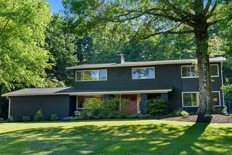 607 Stublyn Rd, Granville, OH 43023