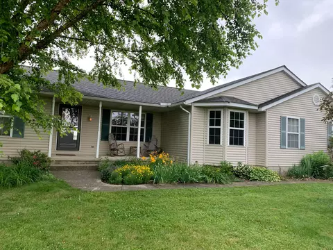 7894 Horseshoe Rd, Ashley, OH 43003