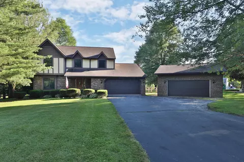 243 Whirlaway Loop, Pataskala, OH 43062