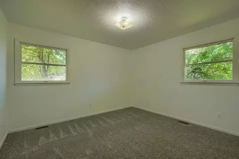 20260 Catherine Blvd, Circleville, OH 43113 photo 9