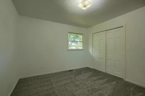 20260 Catherine Blvd, Circleville, OH 43113 photo 10