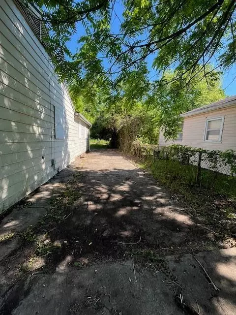 1214 Heard Ave, Springfield, OH 45506 photo 3