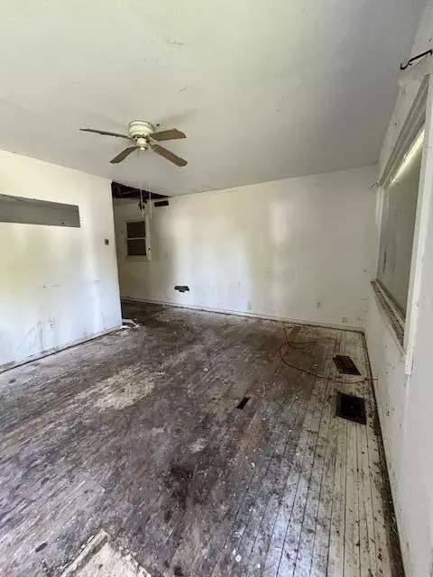1214 Heard Ave, Springfield, OH 45506 photo 7