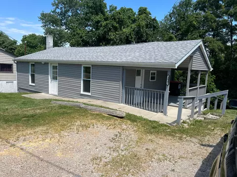 3045 Ridge Rd, Zanesville, OH 43701