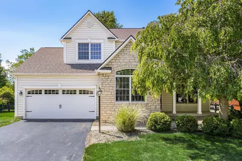 7312 New Point Pl, Powell, OH 43065