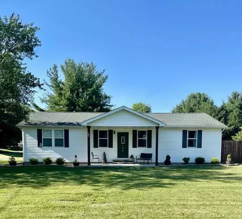 132 W Main St, Fulton, OH 43321
