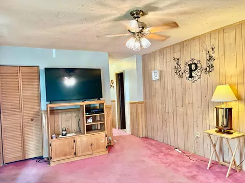8563 Edgewater Ave, Galloway, OH 43119 photo 11