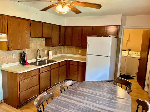 8563 Edgewater Ave, Galloway, OH 43119 photo 5