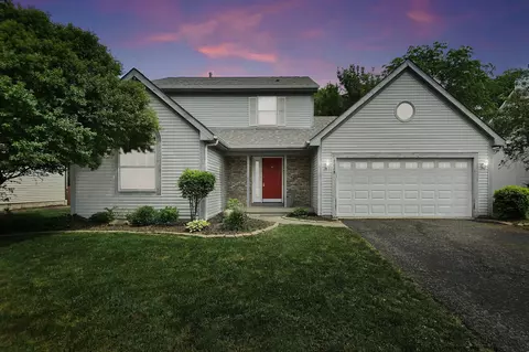 2028 Michelle Dr, Grove City, OH 43123